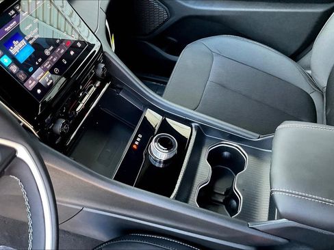 New 2025 Jeep Grand Cherokee Laredo w/ Luxury Tech Group I image 13