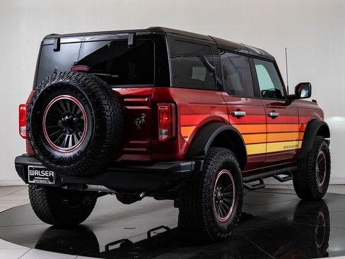 Used 2025 Ford Bronco Big Bend w/ Black Diamond Package AWD/4WD image 10