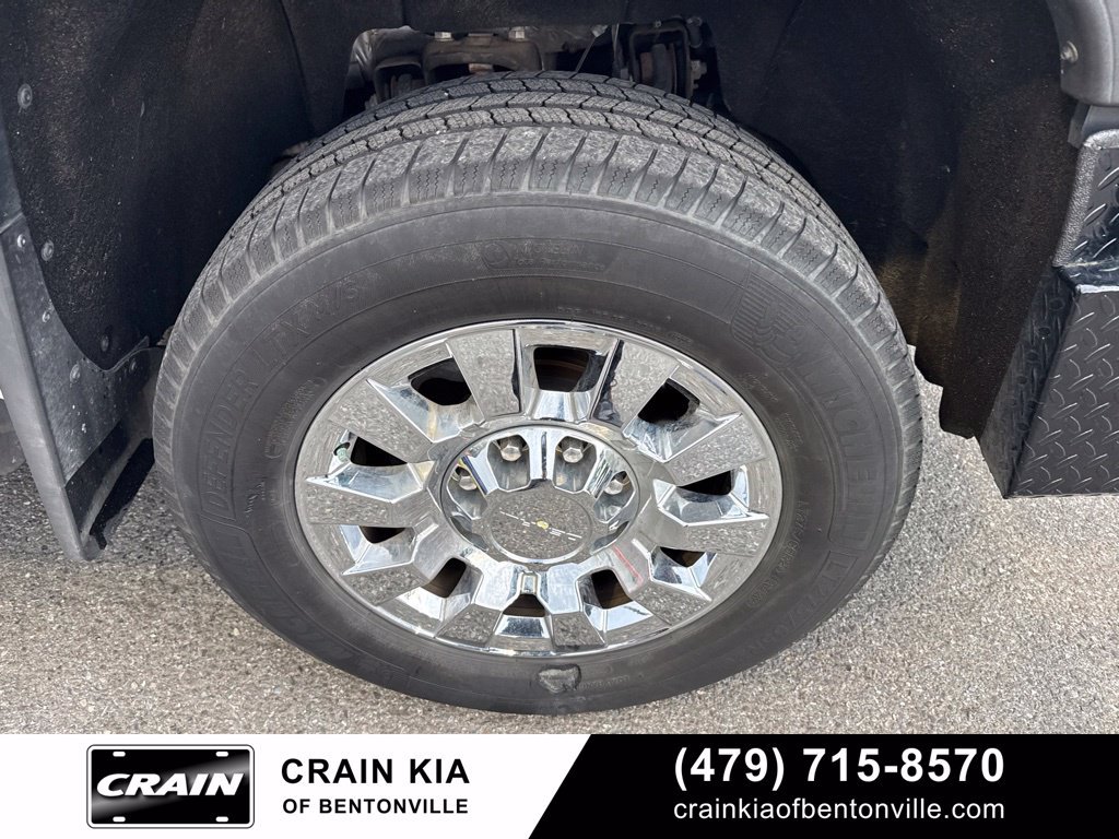 Used 2019 GMC Sierra 3500 Denali w/ Duramax Plus Package AWD/4WD image 3
