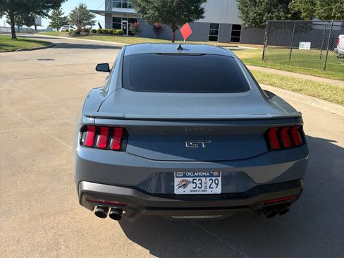 Used 2025 Ford Mustang GT Premium RWD image 4