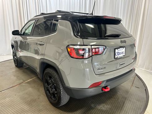 Used 2024 Jeep Compass Trailhawk AWD/4WD image 3
