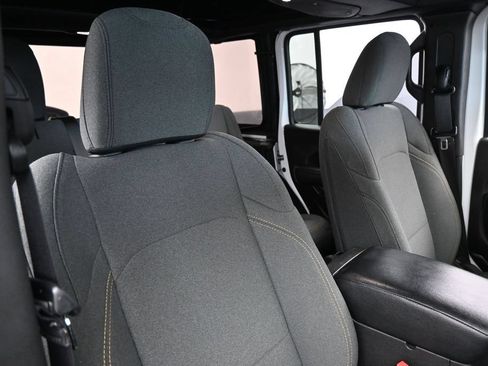 Used 2024 Jeep Wrangler Unlimited Sport AWD/4WD image 37