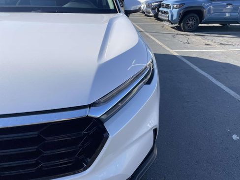 Used 2026 Honda CR-V EX image 11