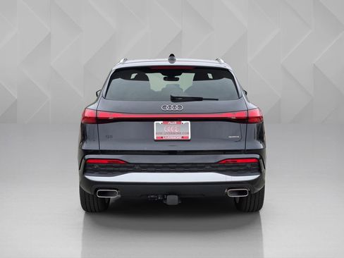 New 2025 Audi Q5 Prestige image 5