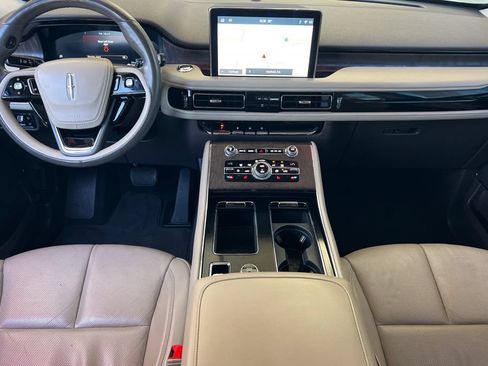 Used 2020 Lincoln Aviator Reserve RWD image 15