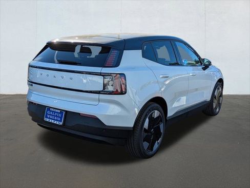 New 2026 Volvo EX30 Plus image 2