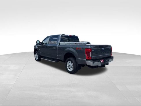 Used 2020 Ford F250 XLT w/ XLT Value Package AWD/4WD image 3