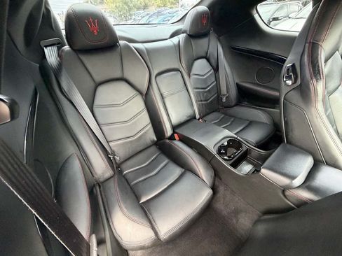 Used 2018 Maserati GranTurismo Sport RWD image 29