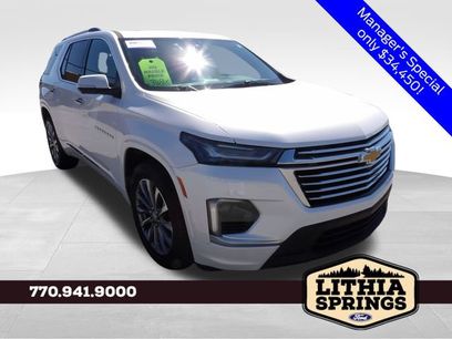 Used 2023 Chevrolet Traverse Premier w/ LPO, Floor Liner Package