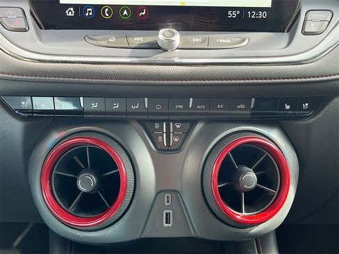 Used 2023 Chevrolet Blazer RS w/ Enhanced Convenience Package image 16