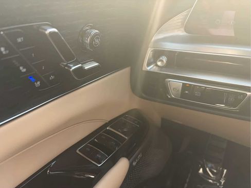 Certified 2026 Cadillac Lyriq Signature Luxury w/ Nappa Leather Package AWD/4WD image 10