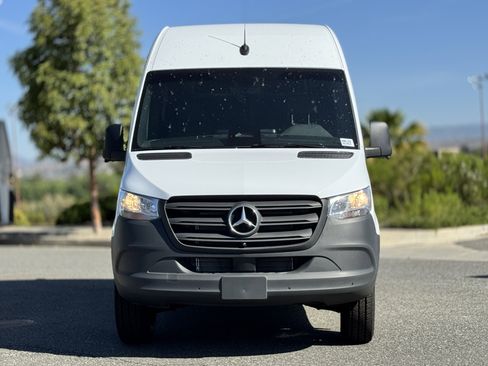 New 2025 Mercedes-Benz Sprinter 2500 image 5