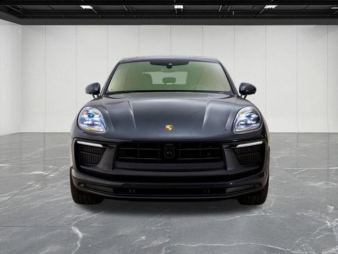Used 2025 Porsche Macan GTS image 3
