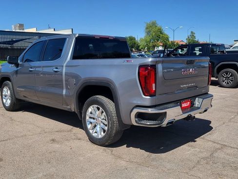 Used 2021 GMC Sierra 1500 SLT w/ X31 Off-Road Package AWD/4WD image 7