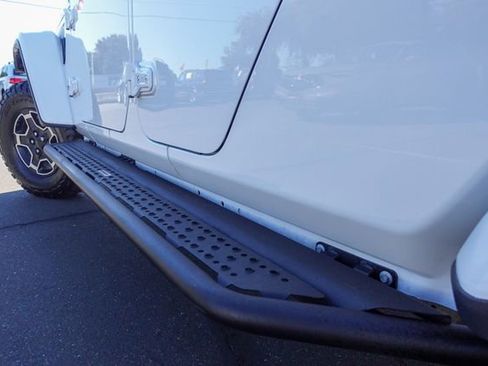 Used 2021 Jeep Gladiator Mojave image 14