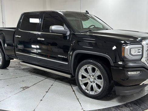 Used 2018 GMC Sierra 1500 Denali image 3