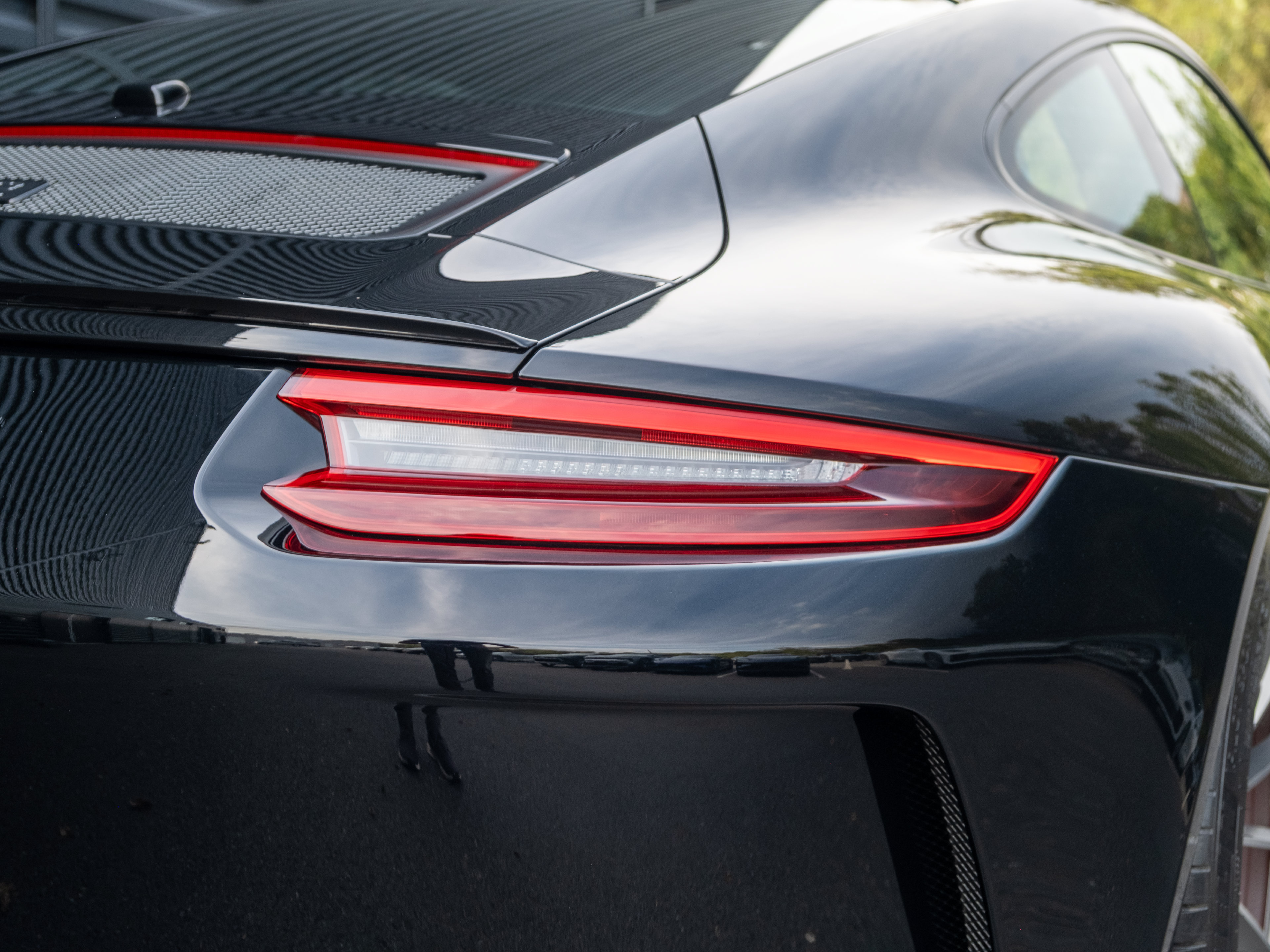 Certified 2018 Porsche 911 GT3 RWD image 21