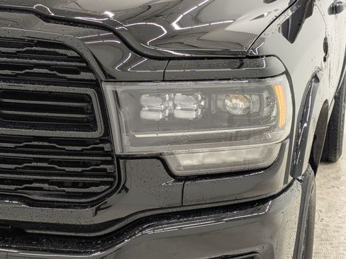 Used 2024 RAM 2500 Limited image 11