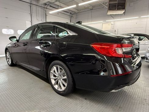 Used 2021 Honda Accord LX image 11