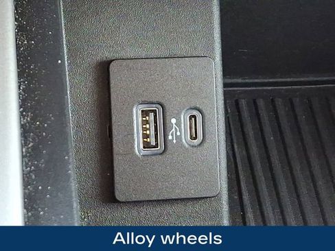 Used 2020 Ford F250 Lariat image 27