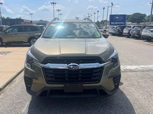 Used 2024 Subaru Ascent Limited w/ Technology Package AWD/4WD image 8