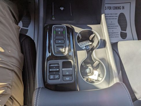 New 2025 Honda Pilot Touring image 20