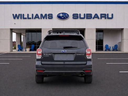 Used 2018 Subaru Forester 2.5i Premium AWD/4WD image 8