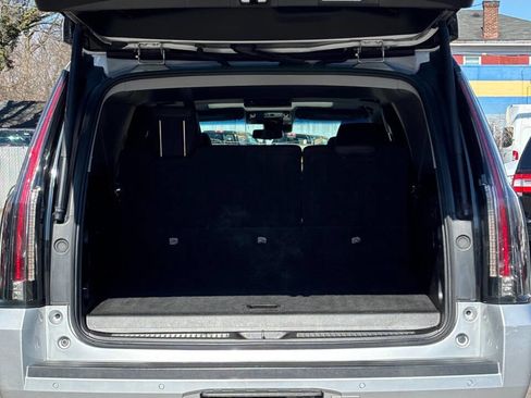 Used 2019 Cadillac Escalade ESV Luxury w/ LPO, Radiant Package image 16