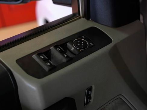 Used 2022 Ford F250 XL w/ STX Appearance Package image 38