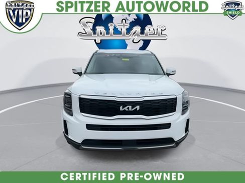 Certified 2022 Kia Telluride S AWD/4WD image 3