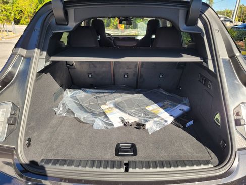 New 2026 BMW iX xDrive60 w/ Premium Package image 15