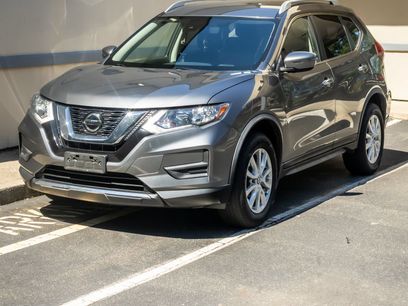 Used 2020 Nissan Rogue SV