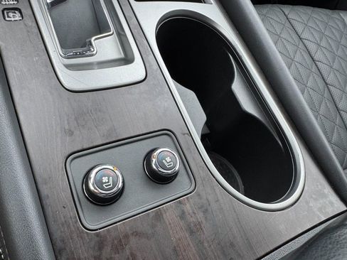 Used 2024 Nissan Murano Platinum image 17