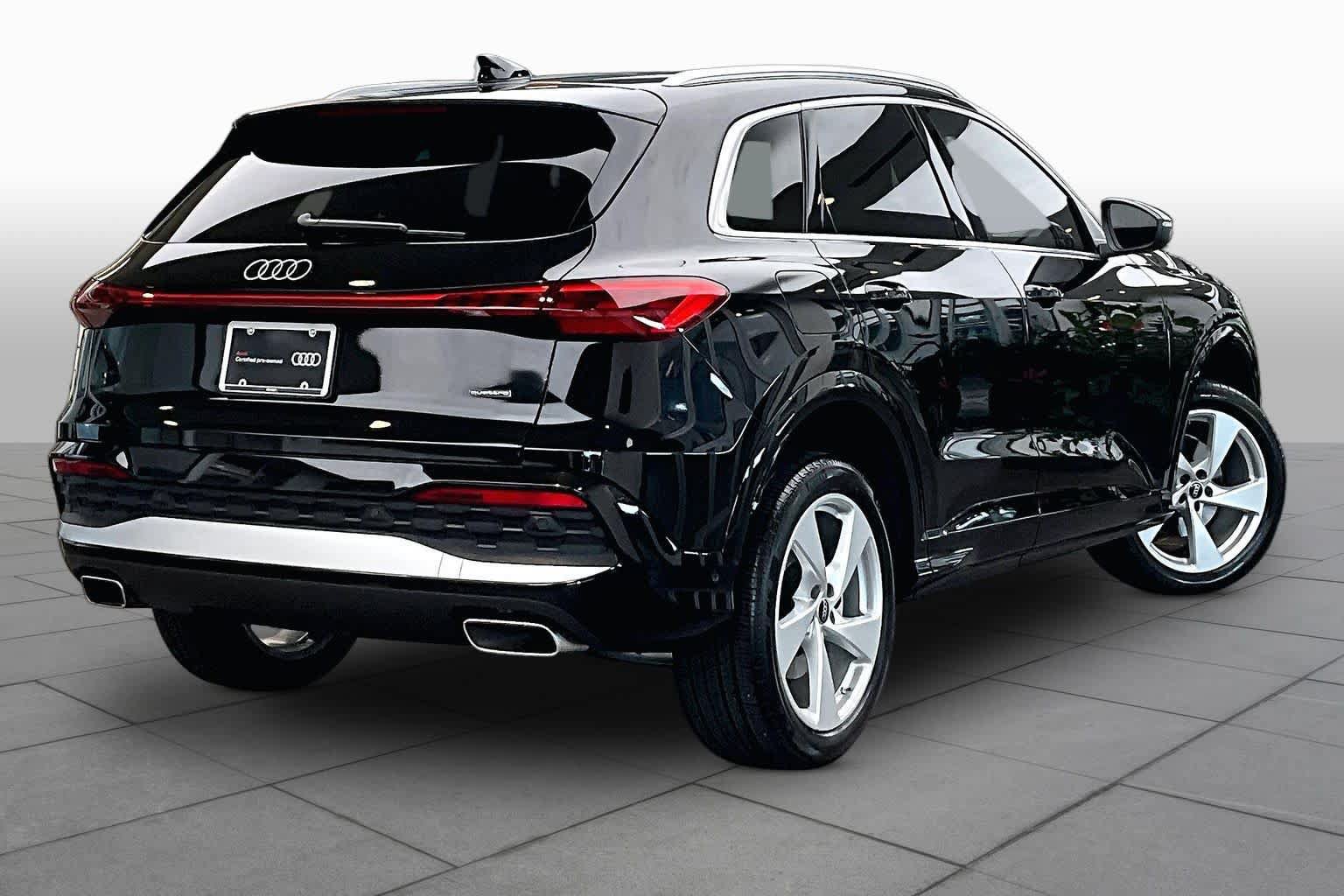 Used 2025 Audi Q5 Premium AWD/4WD image 13