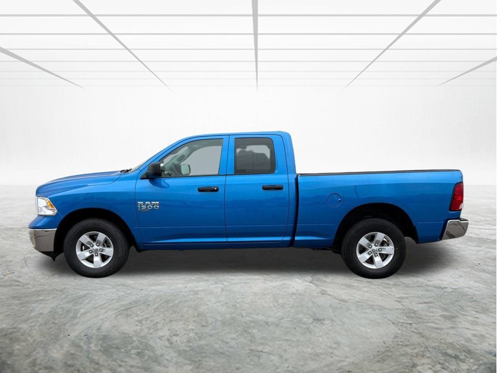 Used 2024 RAM 1500 Classic SLT AWD/4WD image 2