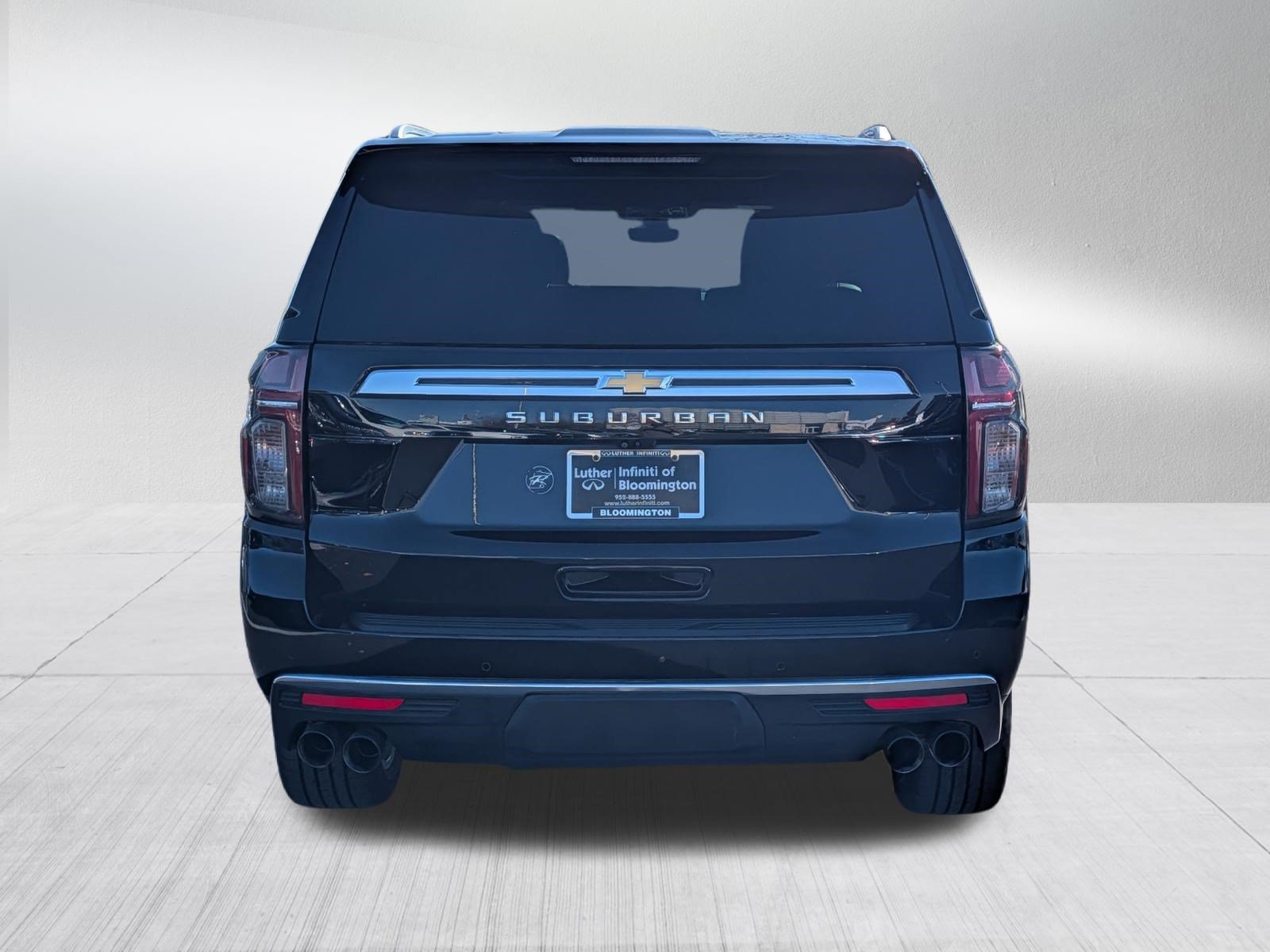 Used 2021 Chevrolet Suburban High Country w/ Premium Package AWD/4WD image 6