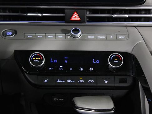 Certified 2024 Hyundai Elantra SEL w/ Convenience Package FWD image 22