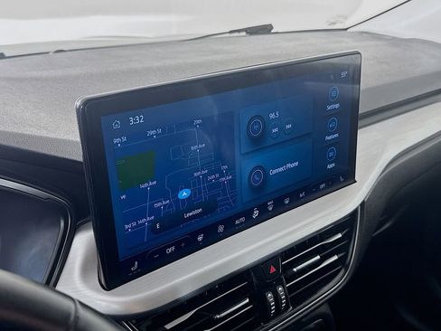 Used 2025 Ford Escape Platinum image 17