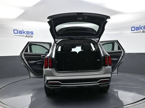 Certified 2023 Kia Sorento SX image 60