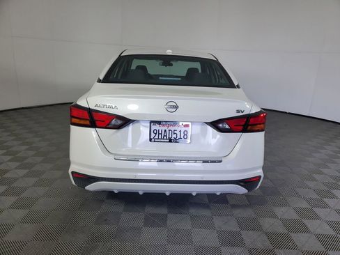 Used 2023 Nissan Altima 2.5 SV image 5