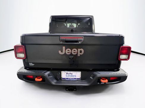 Used 2023 Jeep Gladiator Mojave w/ Cold Weather Group AWD/4WD image 6