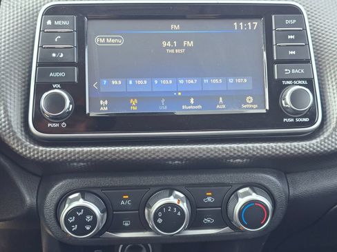 Used 2020 Nissan Kicks S FWD image 24