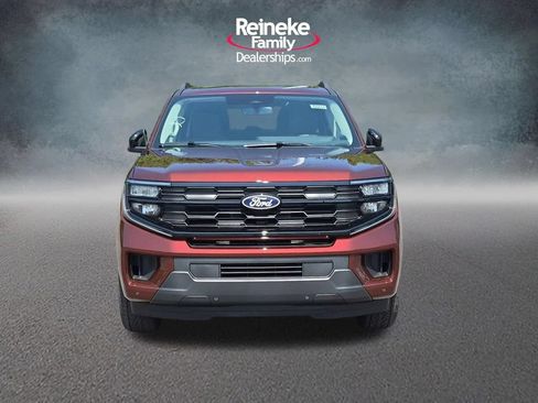 New 2027 Ford Expedition Max Active AWD/4WD image 2
