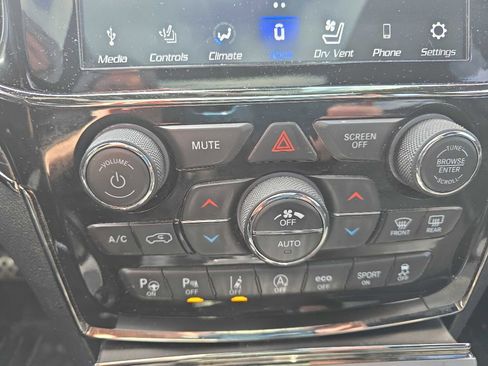 Used 2020 Jeep Grand Cherokee High Altitude image 20