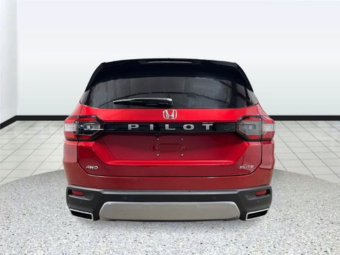 New 2026 Honda Pilot Elite image 4