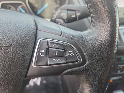 Used 2017 Ford Escape Titanium AWD/4WD image 21