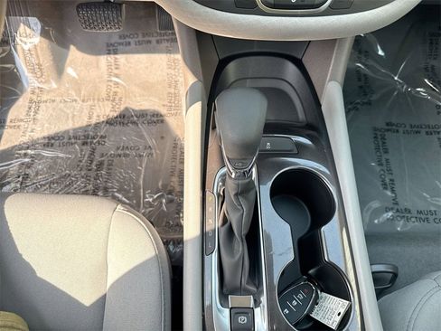 Used 2024 Chevrolet Malibu LS image 22