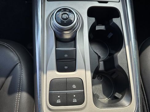 Used 2023 Ford Explorer XLT w/ Equipment Group 202A image 20