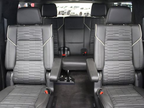 Certified 2023 Cadillac Escalade ESV V image 60