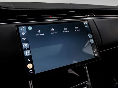 Used 2024 Land Rover Range Rover SE image 58